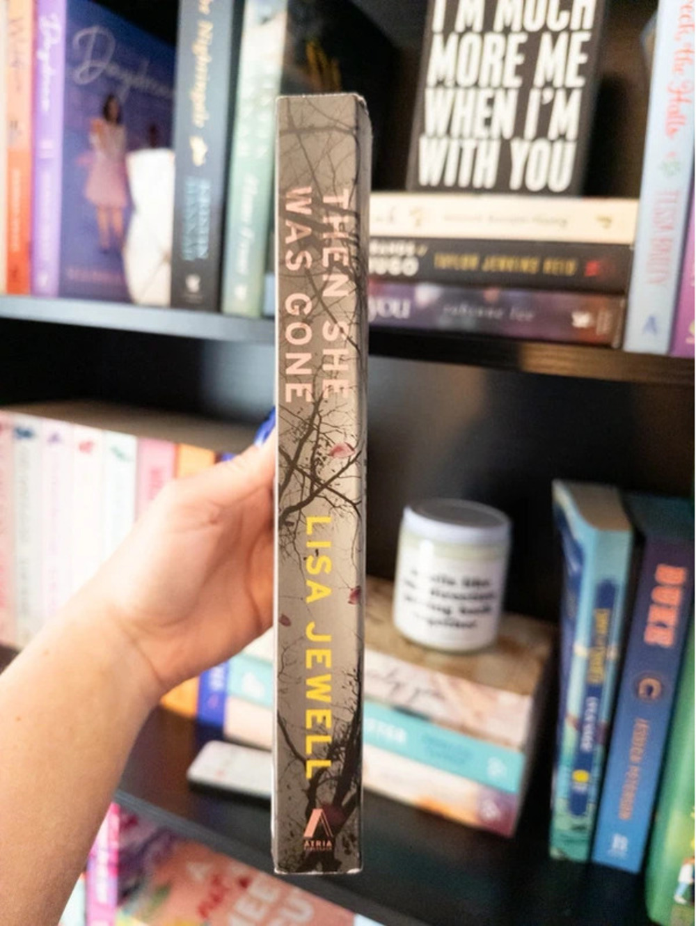 Then She Was Gone Lisa Jewell Paperback Psychological Thriller Mystery Novel - Picture 2 of 3